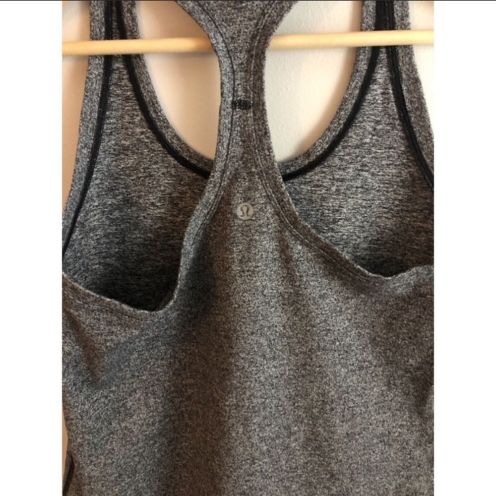 Lululemon tank top